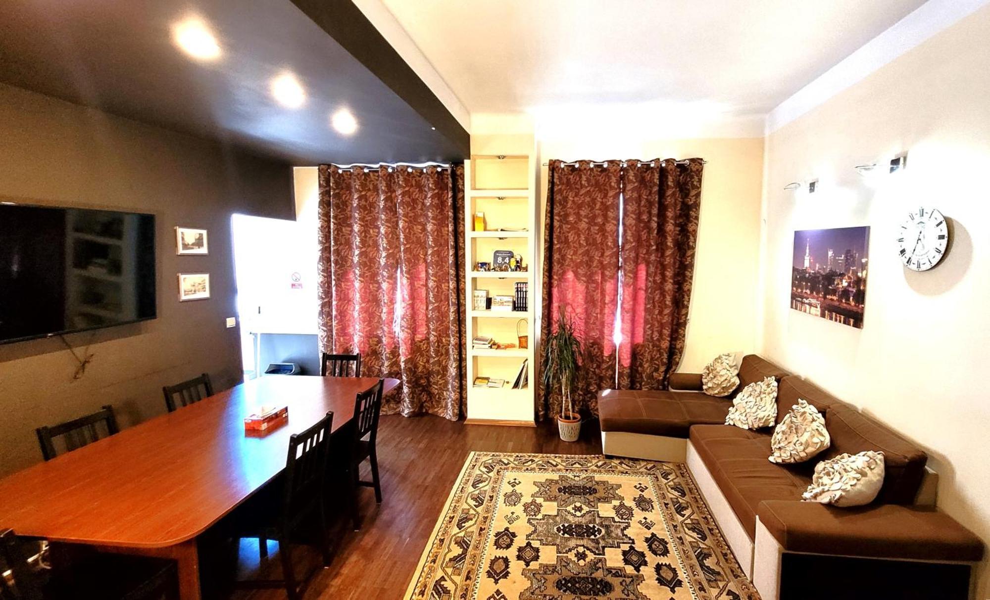Chmielna Guest house *